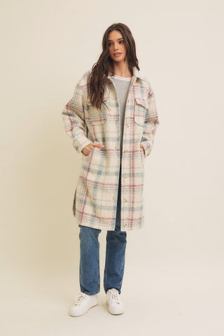 the Maggie Plaid boucle Shacket - Cream