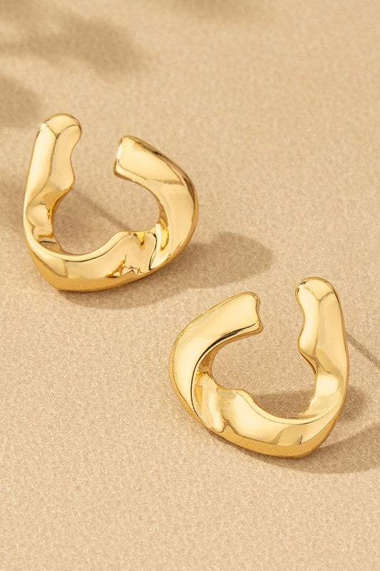 Triangle shape twisted gold earrings